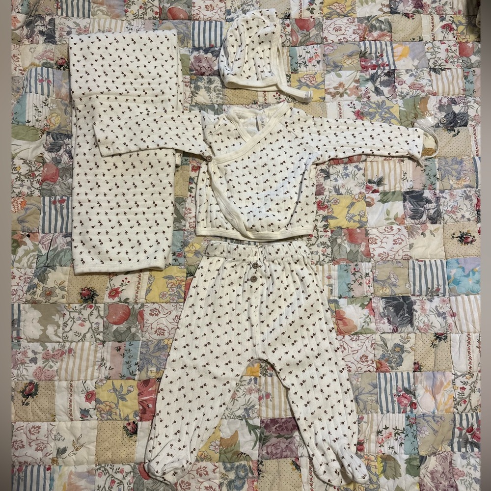 4 piece matching floral pointelle ribbed set